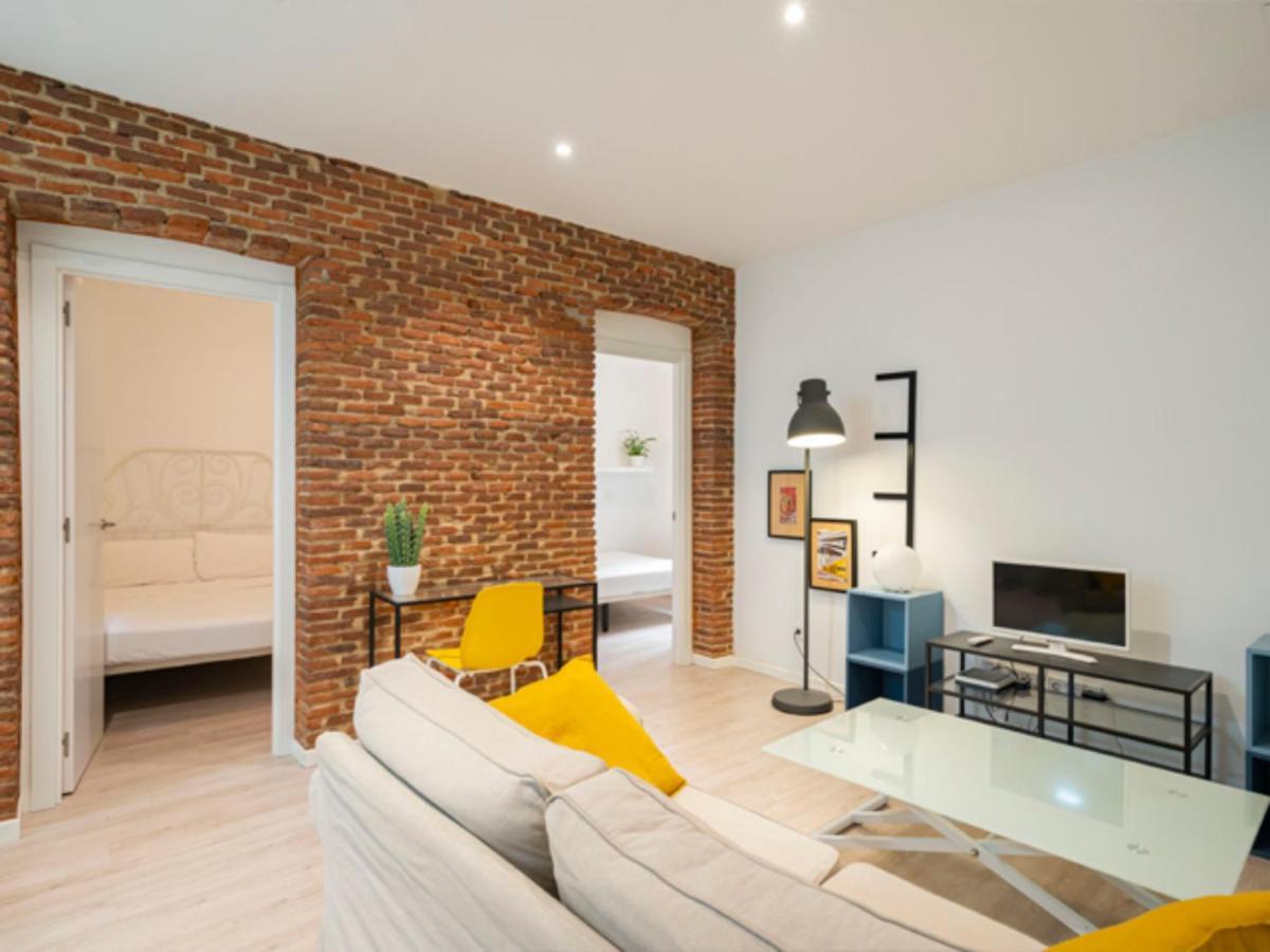 2 Bedroom Flat In La Latina-Carn Madrid Exterior foto